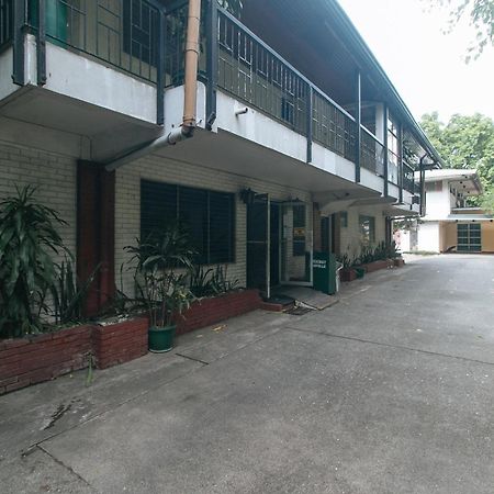 Reddoorz At Broadway Court Apartelle Quezon City Extérieur photo
