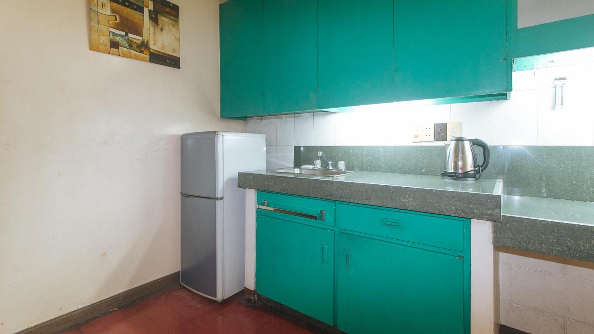 Reddoorz At Broadway Court Apartelle Quezon City Extérieur photo