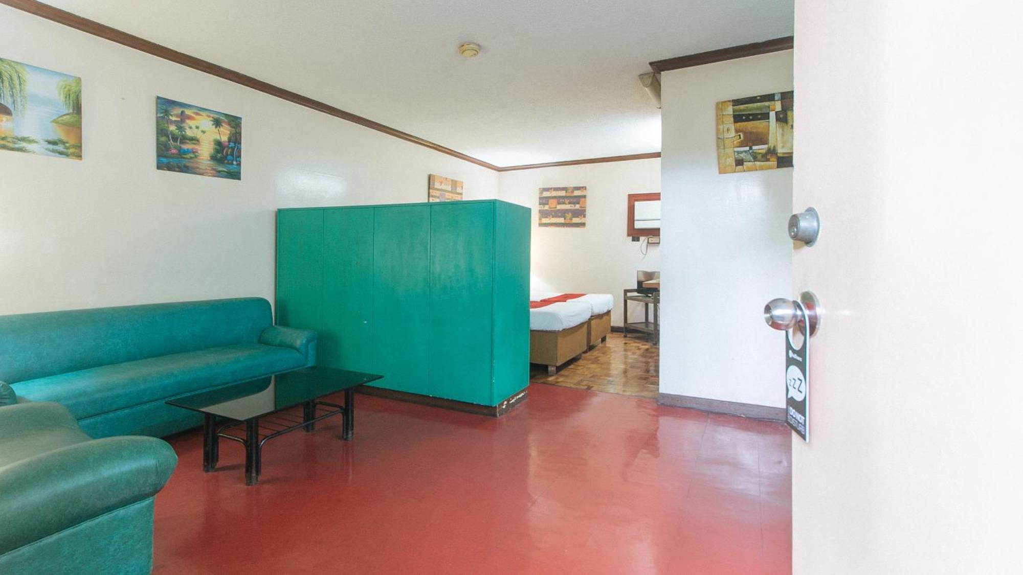 Reddoorz At Broadway Court Apartelle Quezon City Extérieur photo