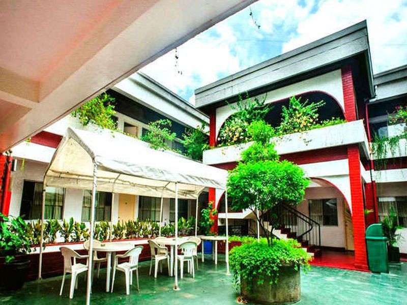 Reddoorz At Broadway Court Apartelle Quezon City Extérieur photo